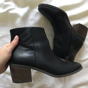 Lucky Brand Malvelia Bootie Size 7
